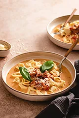 Food &
Beverage